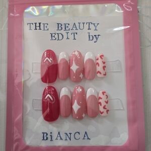 Hearts Press-on Nail Set